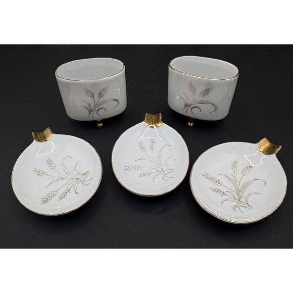 Vintage 50s Lefton Cigarette Holders and 3 Ashtrays Ladies Smoking Set - Picture 1 of 7